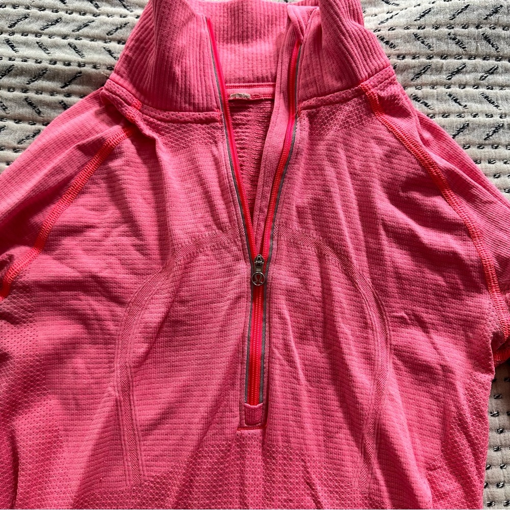 Lululemon pink pullover